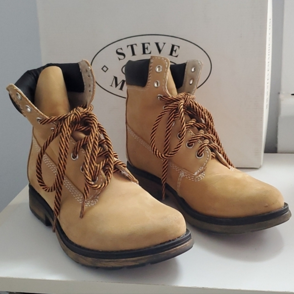 Steve Madden leather boots